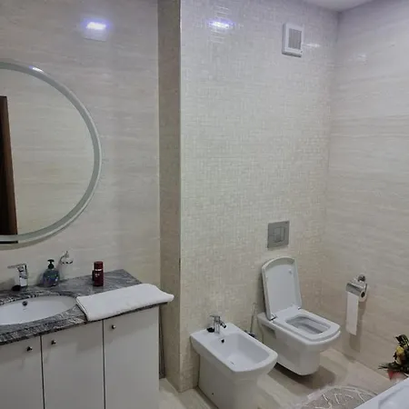 Charlise Apartament